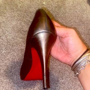 Christian Louboutin Pumps